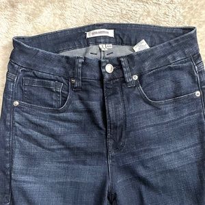 Good American Good Legs Jeans